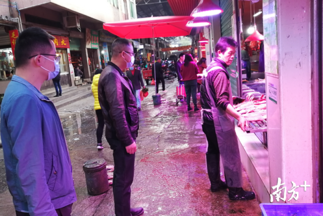 加強(qiáng)市場(chǎng)環(huán)境整治。