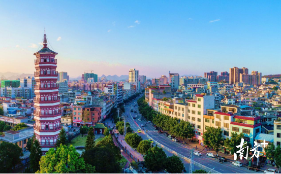 慧光塔。曾亮超 攝