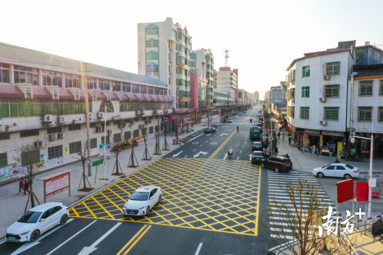 市區(qū)路網(wǎng)。曾亮超 攝