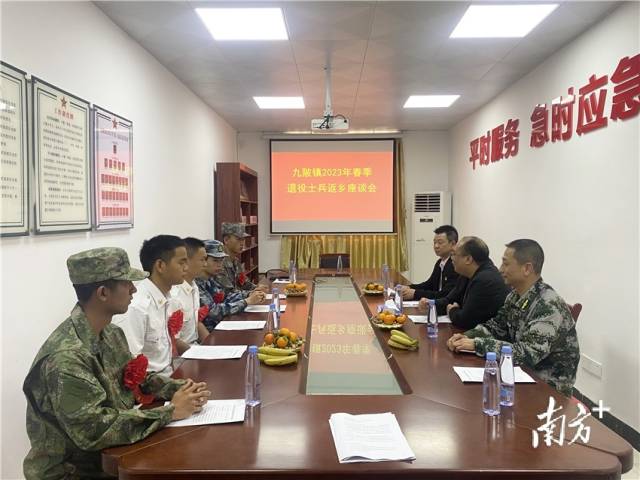 座談會現(xiàn)場。